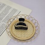 کلیپس مشکی کوچک نگین دار